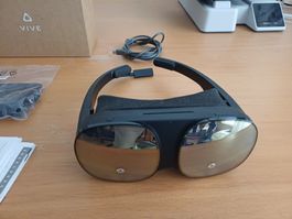HTC VIVE Flow