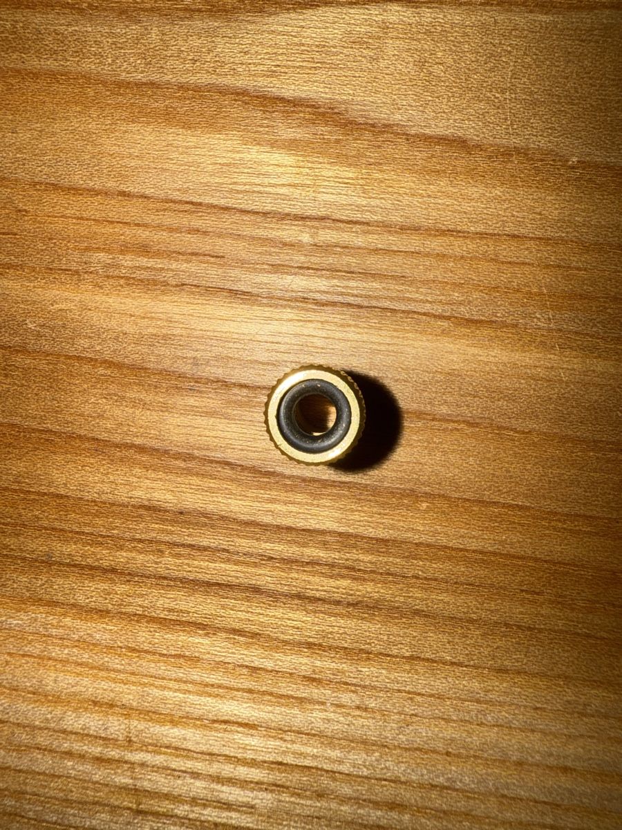Pezzi di ricambio: Velo Ventil Adapter Presta/Schrader messing – Nuovo e nell'imballaggio originale da Goldingen venduto da Thomas.Perrin 1