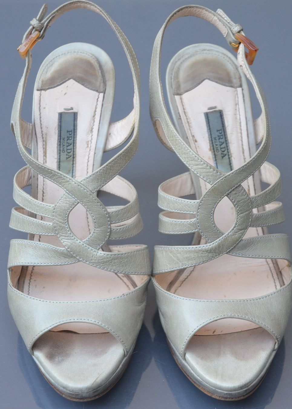 Prada Scarpe da donna: Prada Sandalen / sandales .38 – Usato da Collonges venduto da Allegree 1