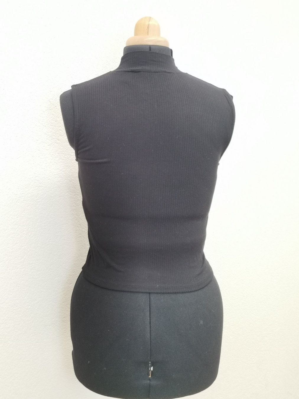 Vero Moda Top: VERO MODA Schwarzes Top Grösse M – Usato da Schaffhausen venduto da Restwert_SH 1