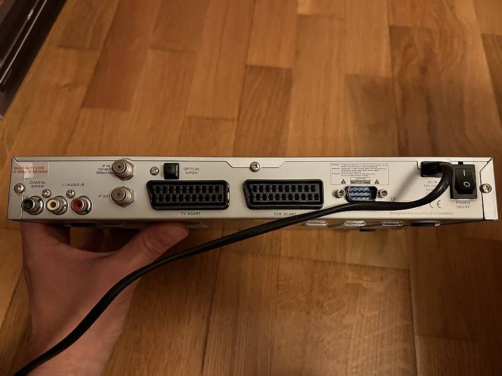 Ricevitori: Décodeur satellite Lenson – Usato da Genève venduto da Keune12 3