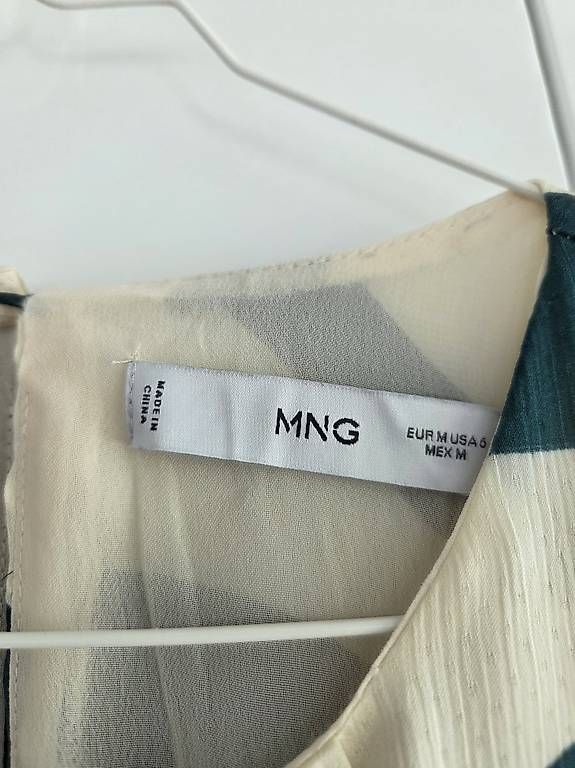 Mango Vestiti: Grün weiss gemustertes Mango Kleid – Usato da Rüfenacht BE venduto da Biancaro 1