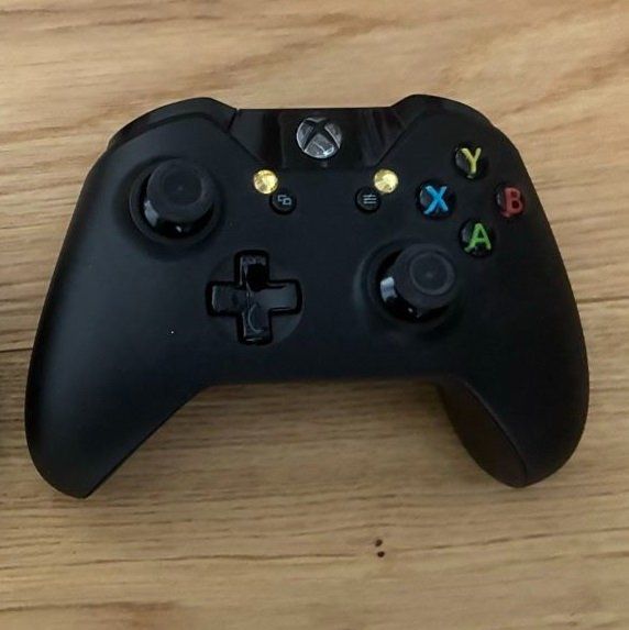 Microsoft Controller: Xbox One  CONTROLLER – Gebraucht aus Nidau von EXP40