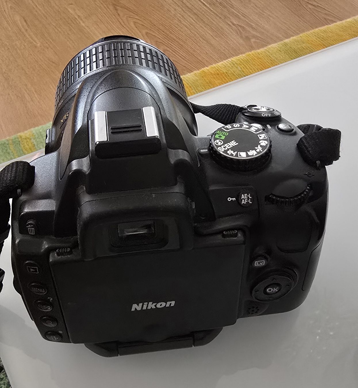 Nikon Fotocamera: Nikon D5000 mit 18-55mm + 70-300mm – Usato da Ostermundigen venduto da hansuelipeterli 3