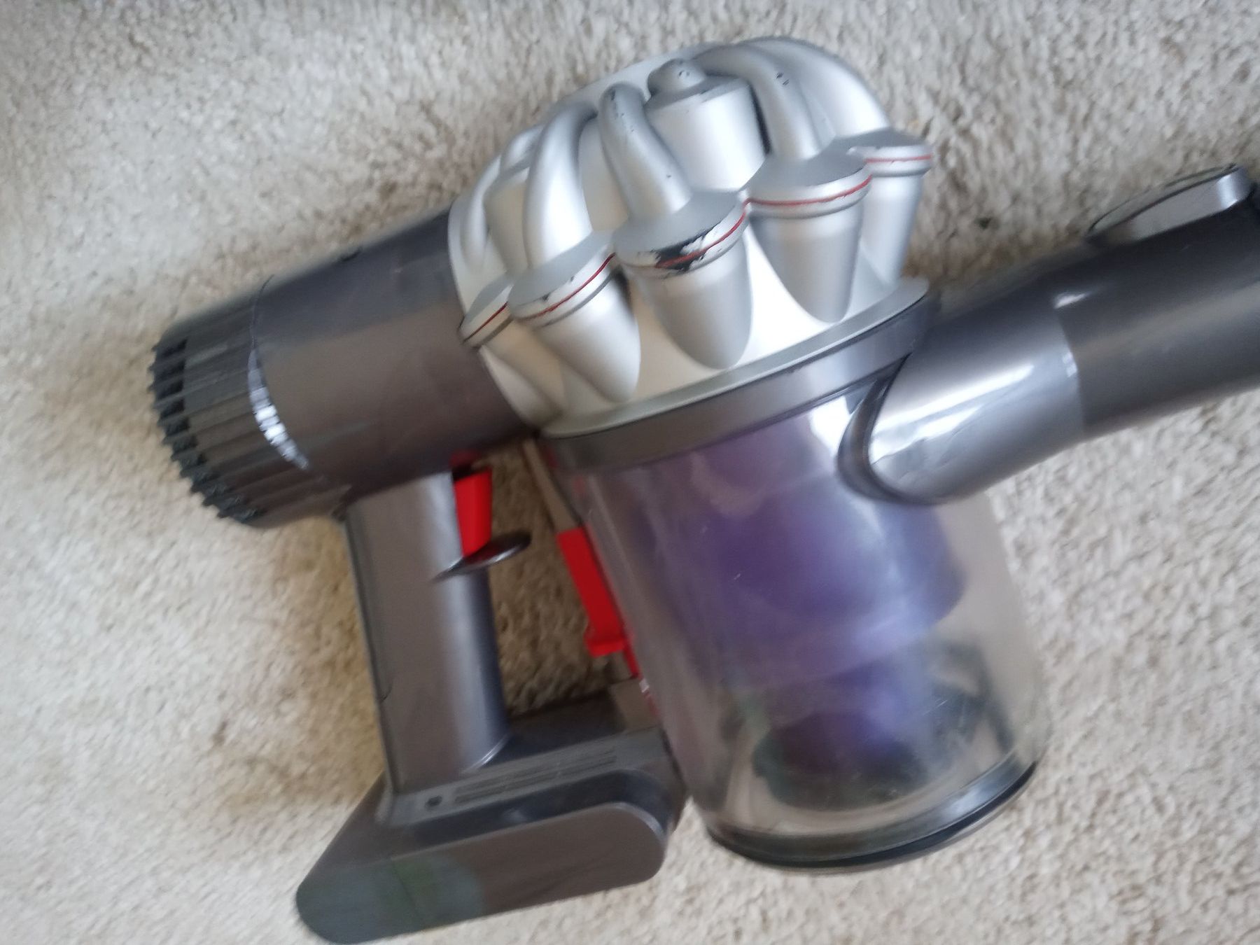Dyson Aspirateurs & Accessoires: Handstaubsauger Dyson V6 – D'occasion à Prez-vers-Siviriez par Monija70 6