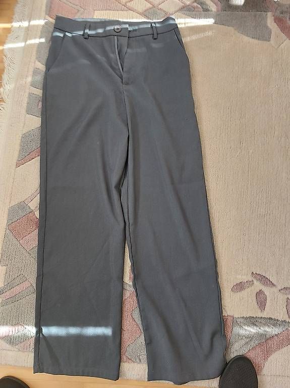 Pantaloni: Damenhose – Usato da Ipsach venduto da Kat3uh