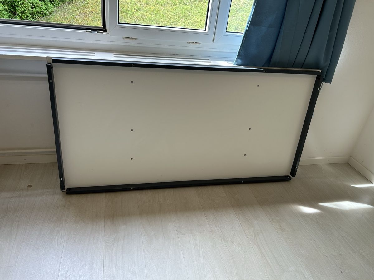 Bureaux: Office desk – D'occasion à Zürich par mai_sxv7 1