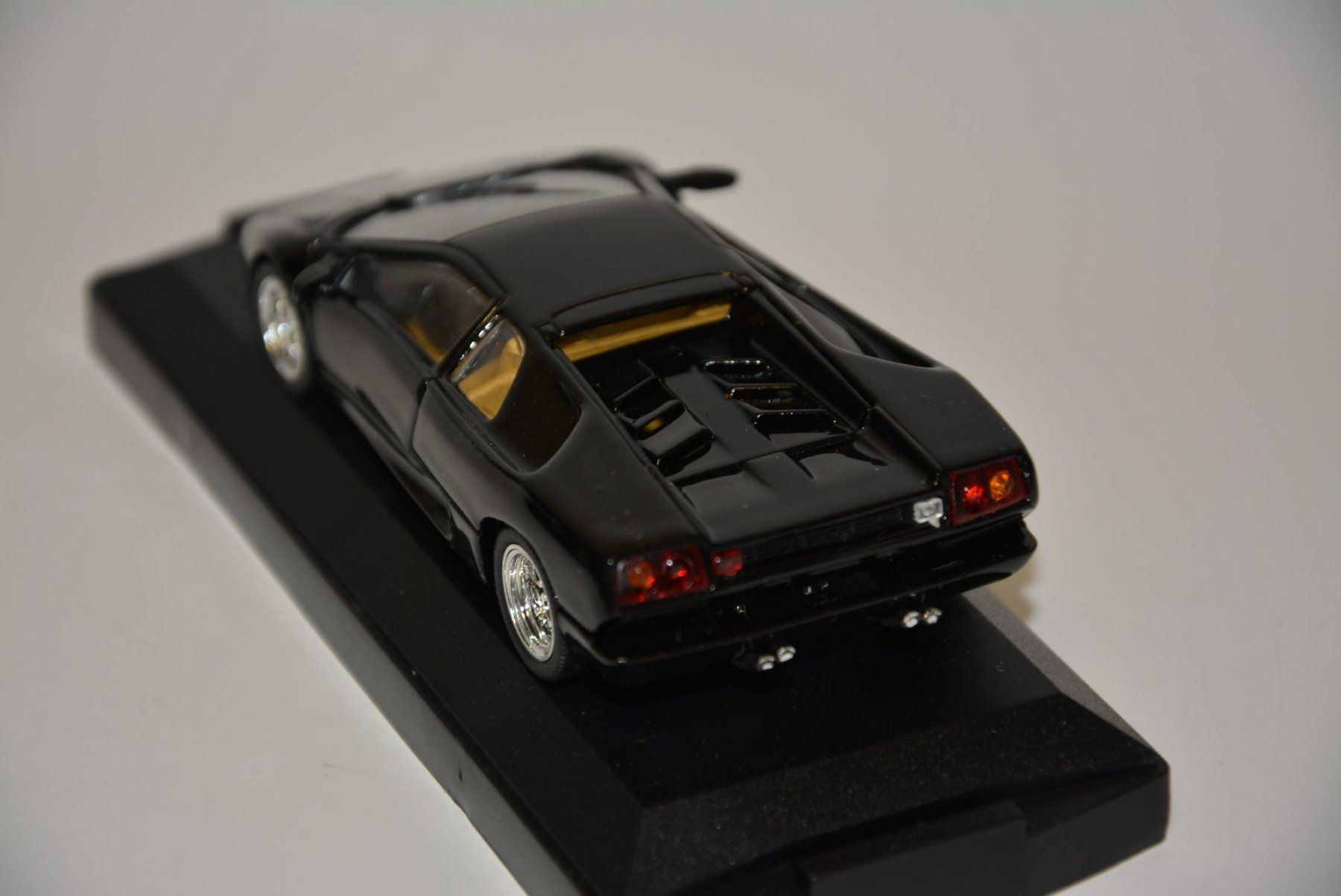 Lamborghini Modellini d'auto: Lamborghini Diablo , Macadam , 1:43 – Nuovo e nell'imballaggio originale da Goldach venduto da Feivel9 6