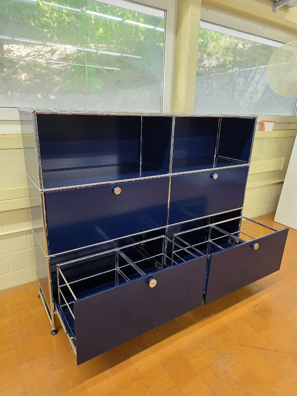 USM Regale: Designer Regal USM Haller in blau – Gebraucht aus Lichtensteig von Polsterwerk 4