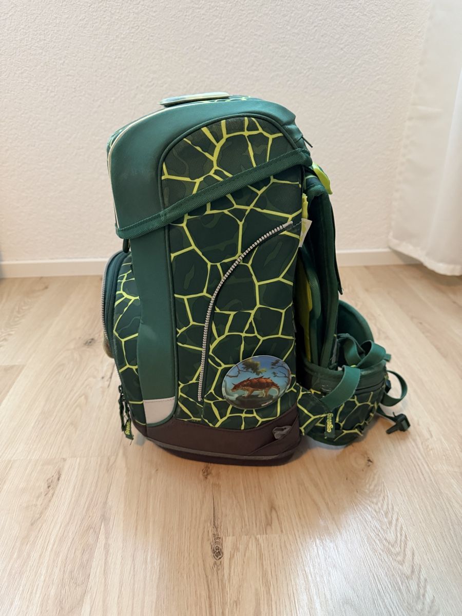 Ergobag Borse & Zaini: Ergobag cubo school backpack, green dino, with rain cover – Usato da Volketswil venduto da mit_wcb7 1