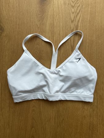 GYMSHARK v neck bra
