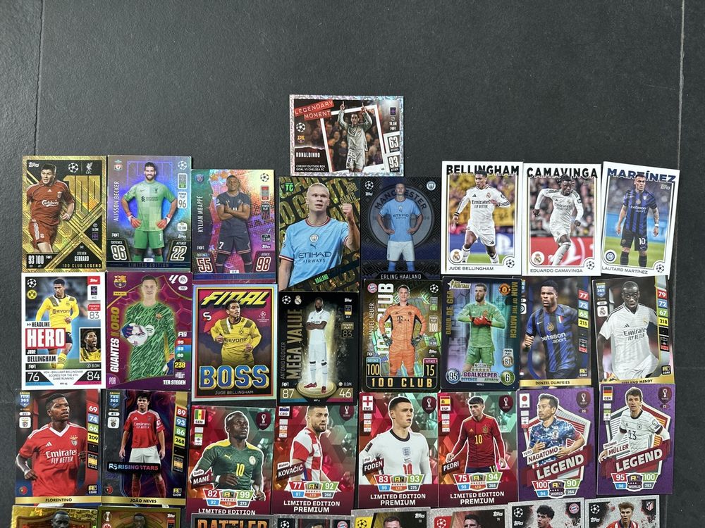 Topps Carte collezionabili: 49 Sammelkarten von Topps, Match Attax, Champions League – Usato da Kallnach venduto da Thetrader 1