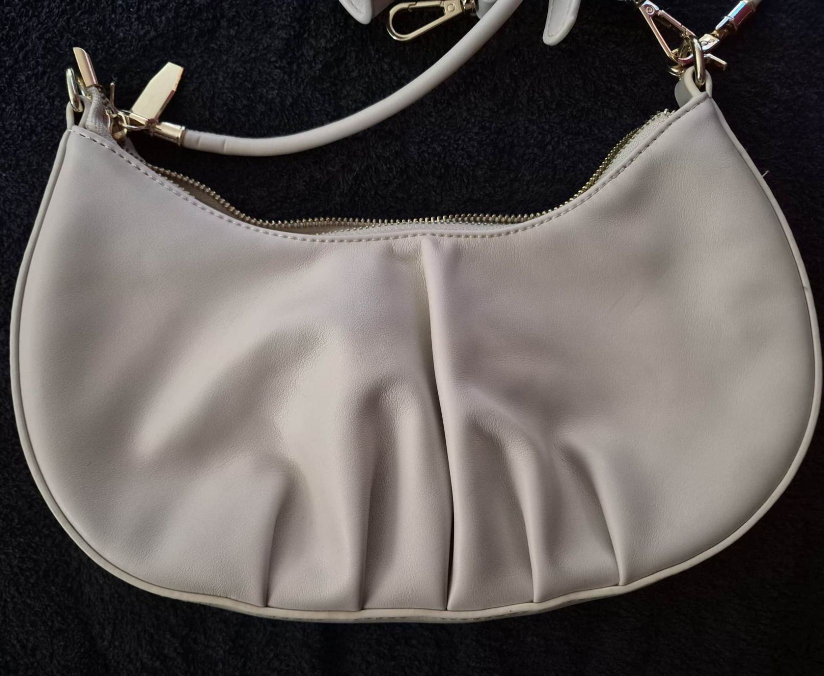 Borse da donna: Markenhandtasche Seidenfelt – Nuovo (secondo la descrizione) da Brüttisellen venduto da Stargate39 1