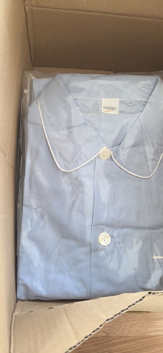 Uniformi: Pyjama/Uniform Grösse L – Nuovo e nell'imballaggio originale da Schöfflisdorf venduto da cri_8gn5 4
