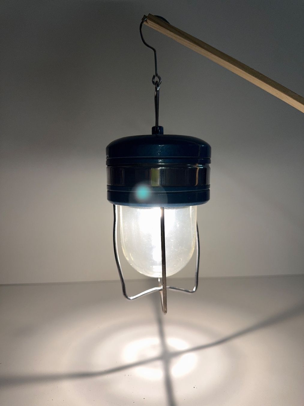 Lampade: Vintage Campinglampe – Usato da Lostorf venduto da Peschmi10