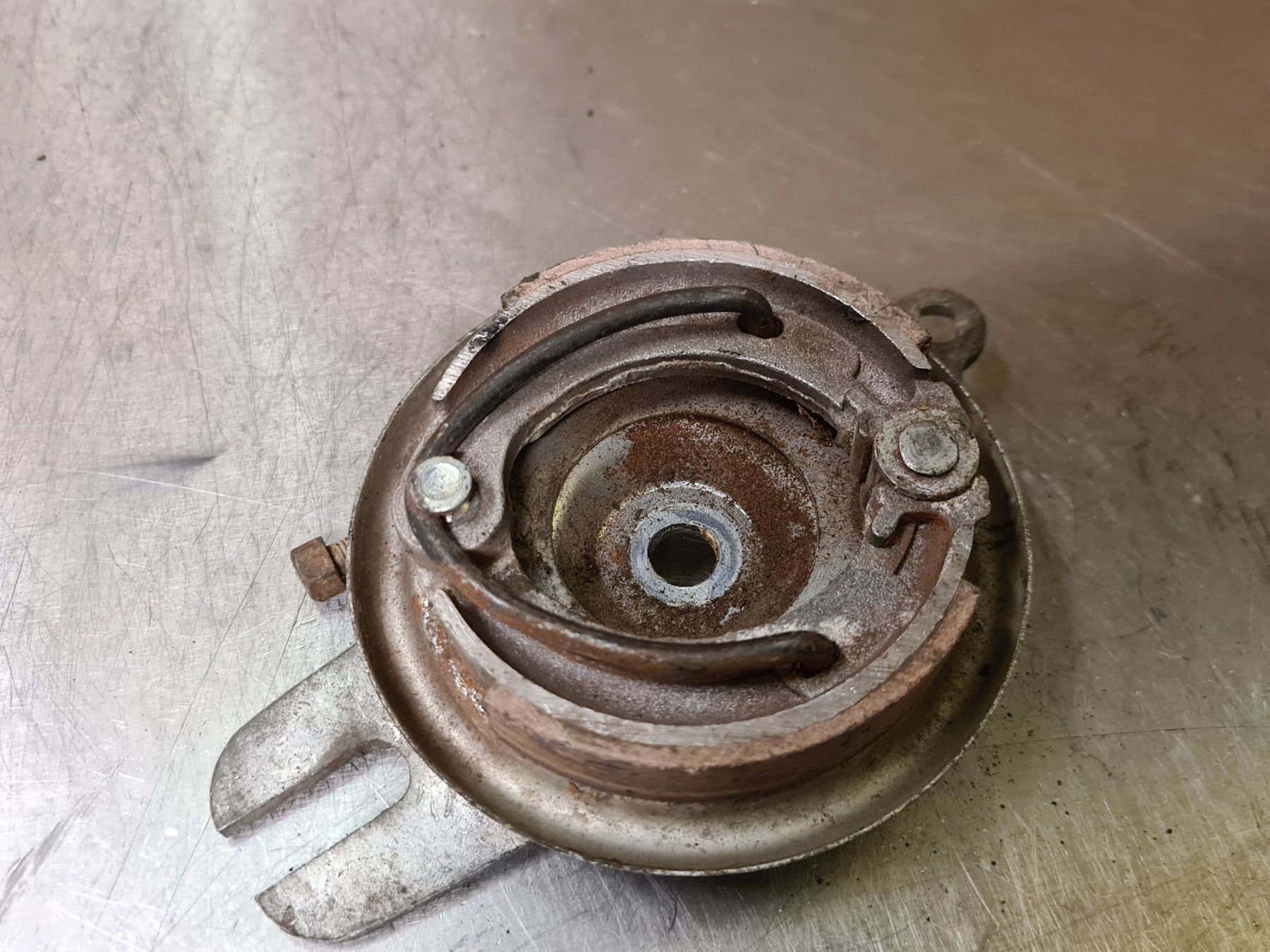 Sachs Parti ricambio per ciclomotori: Puch Sachs Bremsankerplatte – Usato da Eichberg venduto da Schmid-Motos 3