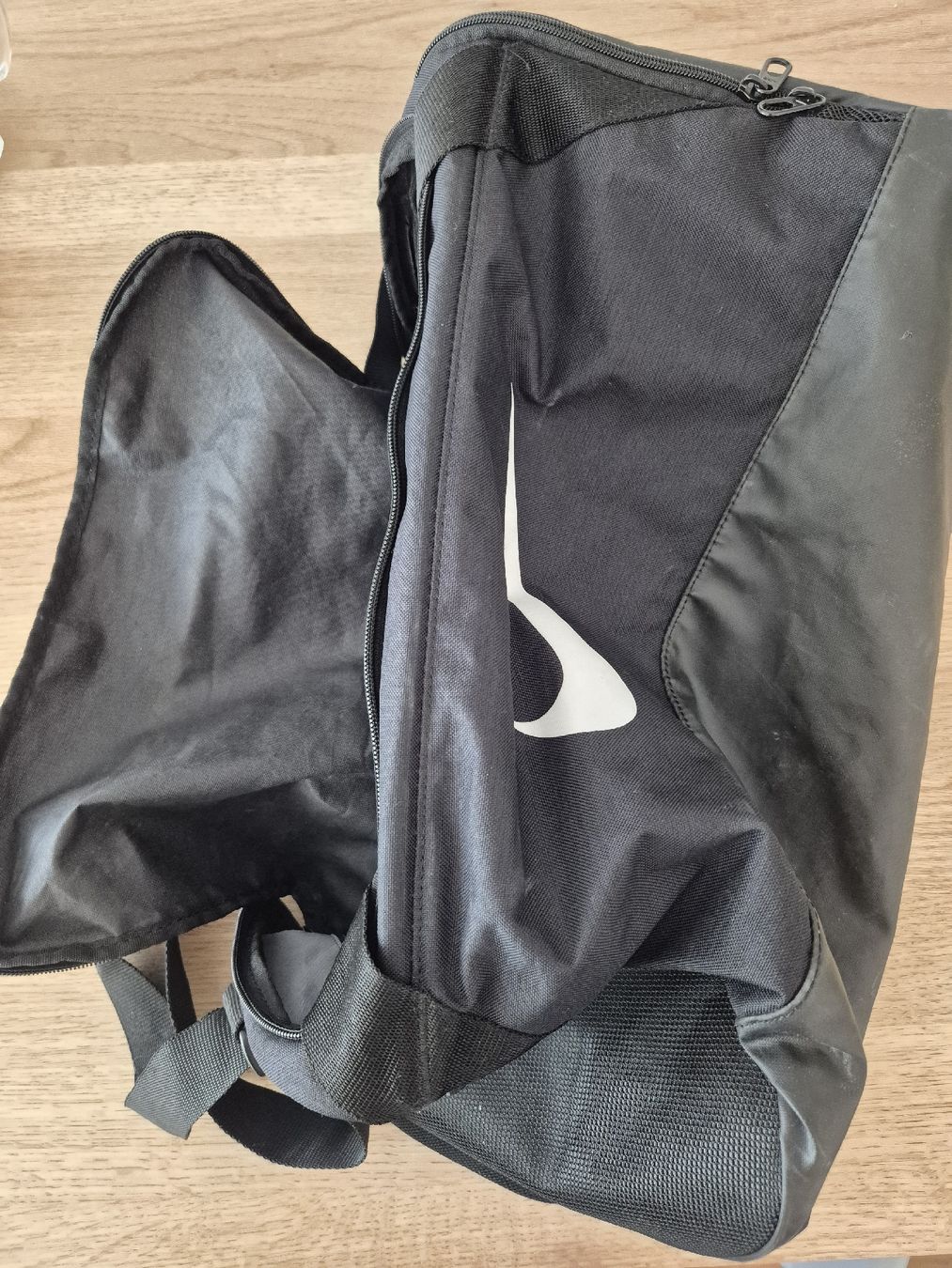 Nike Borse: Sporttasche – Usato da Zürich venduto da Emlet