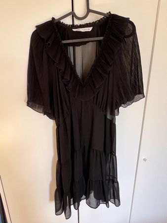 Sommerliches Zara Kleid, Schwarz, Grösse S, Top Zustand