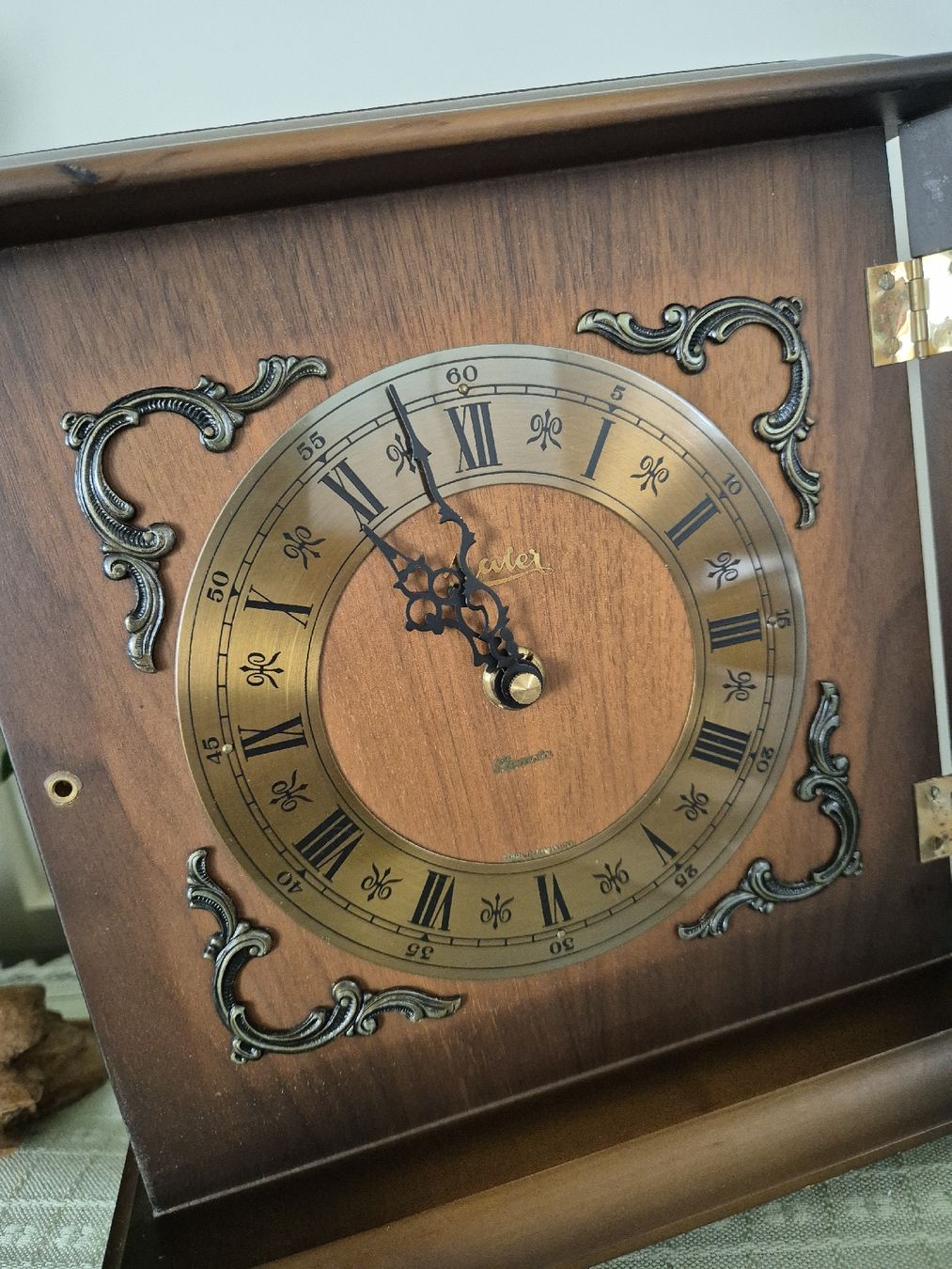 Orologi da terra & Orologi da parete: Schatz ELEXACTA-S Tischuhr, Vintage Design  – Usato da Eschlikon TG venduto da zuzanka80 1