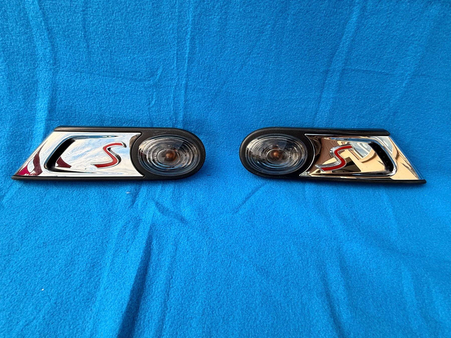 Mini Alle Autoersatzteile: Seitenblinker L+R, Mini R56, Chrome S Logo – Gebraucht aus Röschenz von Sandro1981