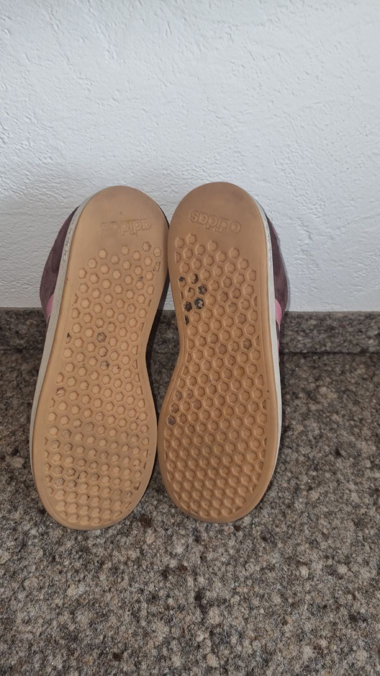 Adidas Scarpe da donna: Adidas sneaker grösse 40 – Usato da Berg TG venduto da petra33 3