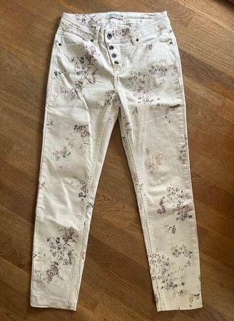 Leichte Baumwoll-Hose mit tollem Aufdruck