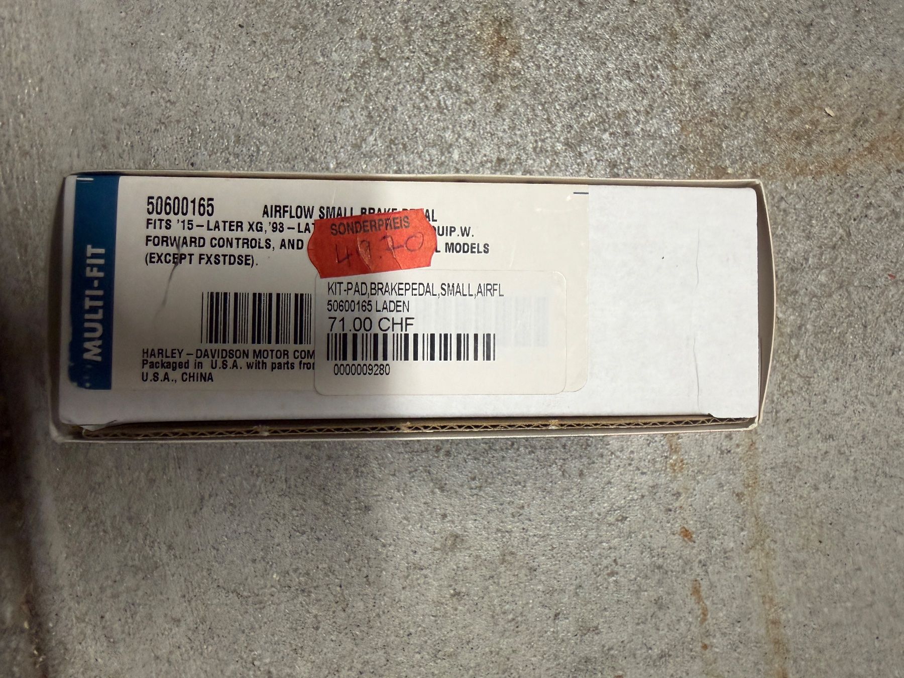 Harley-Davidson Tutti i ricambio per moto: 50600165 Harley-Davidson Bremspedalauflage – Nuovo e nell'imballaggio originale da Ostermundigen venduto da jas_9j7d 2