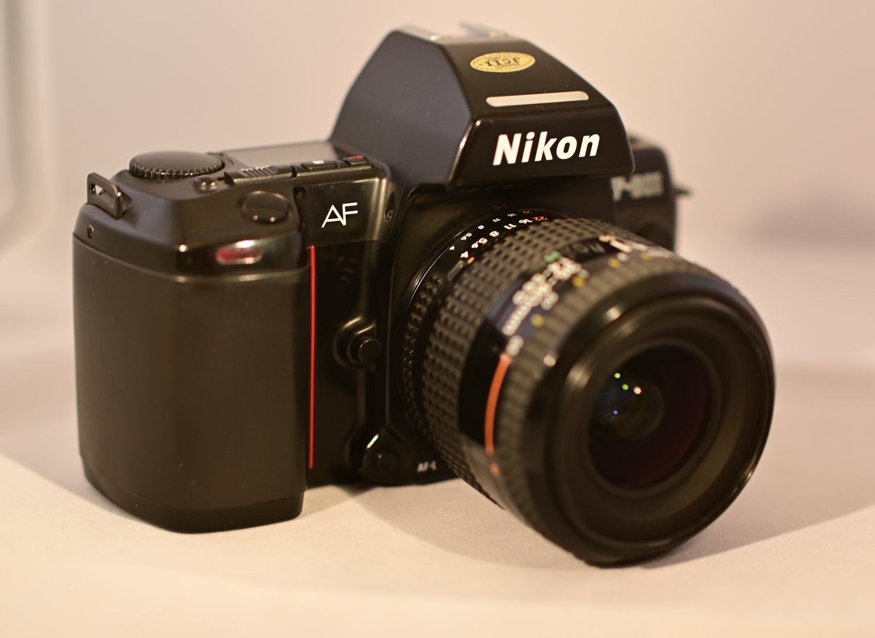 Nikon Kamera: Nikon F-801 mit Zoomobjektiv – Gebraucht aus Uster von Stoessda