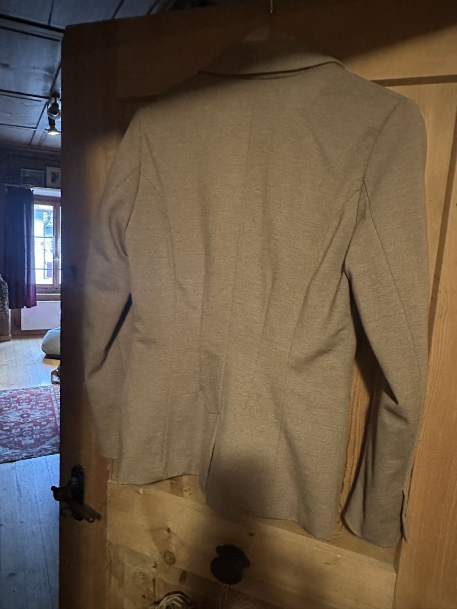 H&M Giacche: Blazer von H & M – Usato da Donat venduto da troja007 2