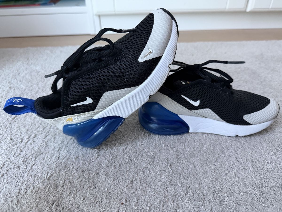 Nike Chaussures garçon: Kinder Nike Schuhe  – D'occasion à Uzwil par sul_svh6 1
