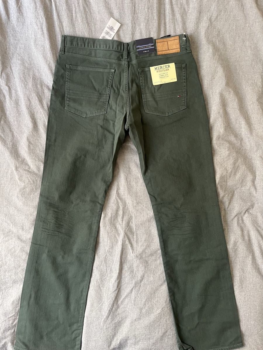 Tommy Hilfiger Jeans: Tommy Hilfiger Jeans straight fit – Nuovo (secondo la descrizione) da Lausanne venduto da aloncey 1