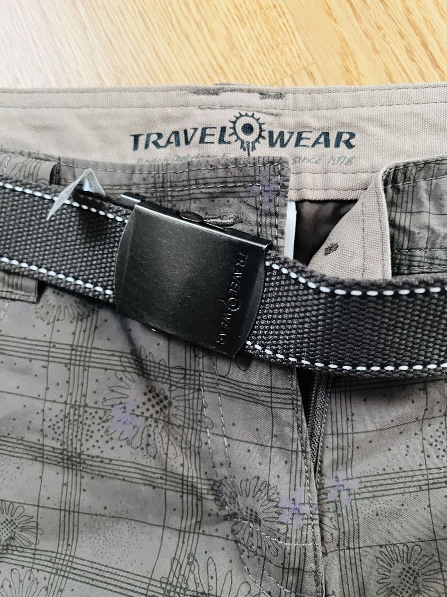 C&A Pantaloni: Cargohose. Zipp-off. Gr. 40, NEU – Nuovo e nell'imballaggio originale da Teufen AR venduto da Maleaa 4