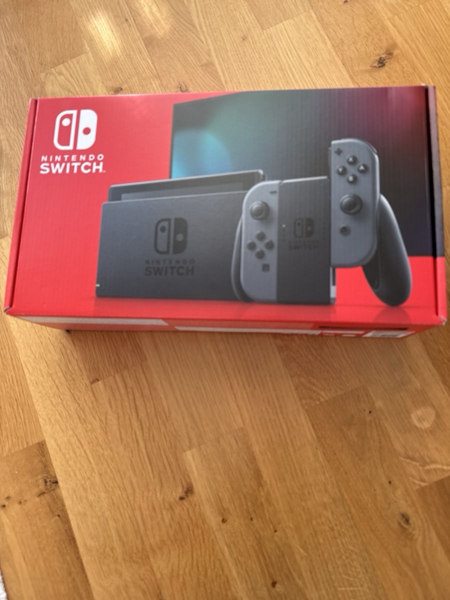 Nintendo Console: Nintendo Switch guter Zustand – Nuovo (secondo la descrizione) da Rheinfelden venduto da sul_rxj9 2