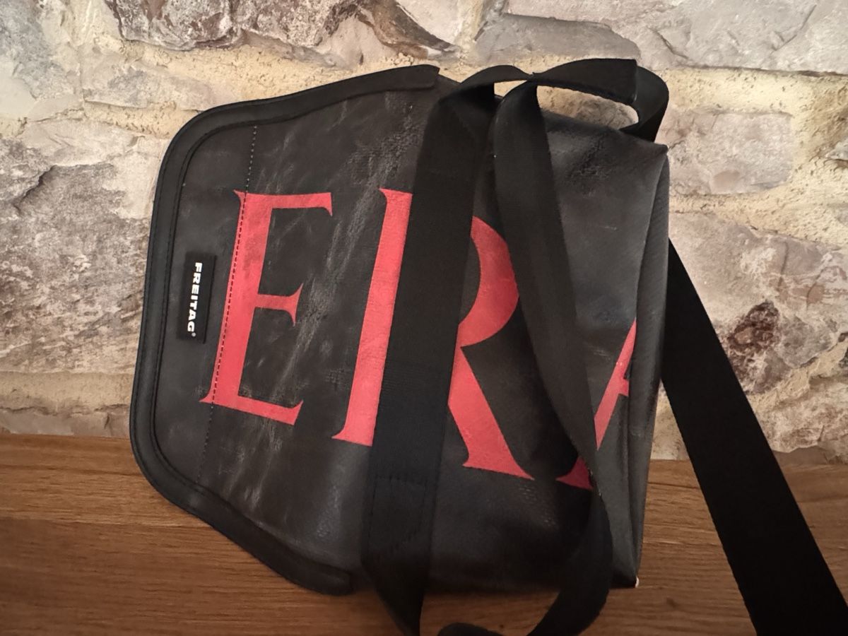 Borse: Freitag Jamie Schwarz und Red – Usato da Arsiè venduto da Marydema76