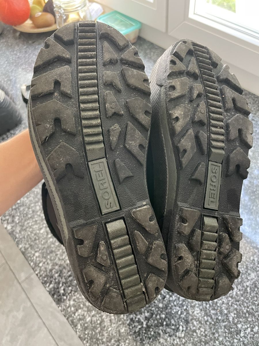 Sorel Schuhe für Jungen: Sorel Winterboots Winterstiefel gr. 35 – Gebraucht aus Recherswil von grafics 4