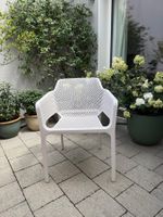 4 Terrassenstühle / Gartenstühle – stapelbar – weiss