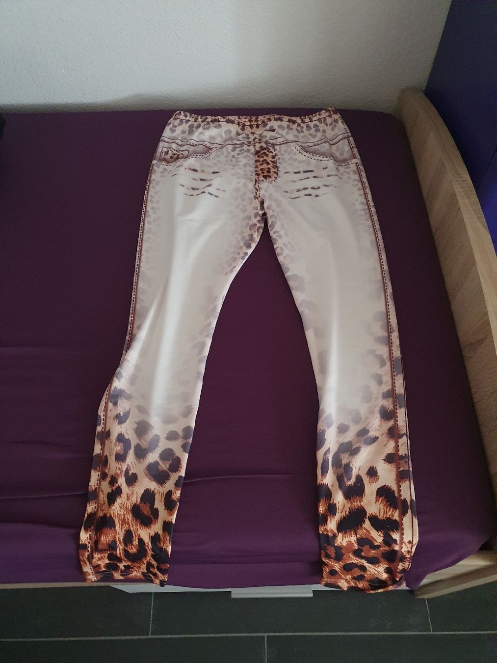 Leggings: Leggins L – Neu (gemäss Beschreibung) aus Würenlingen von kuh33