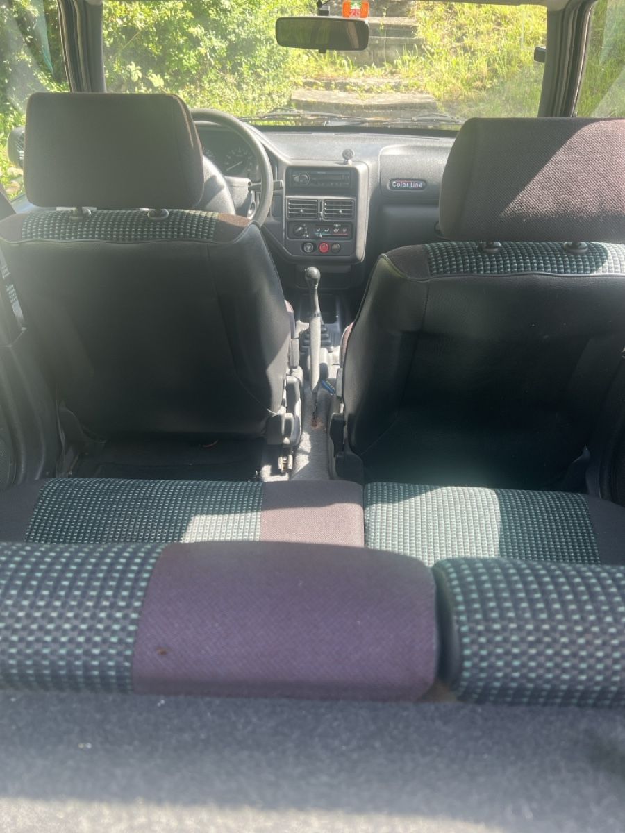 Peugeot Automobili: Peugeot 106 Color Line – Usato da Steckborn venduto da dnb_282s 1