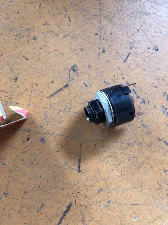 Schalter: Bosch ignition switch, schalter, interrupteur oldtimer – Gebraucht aus Fenil-sur-Corsier von HEMIsphere_Garage