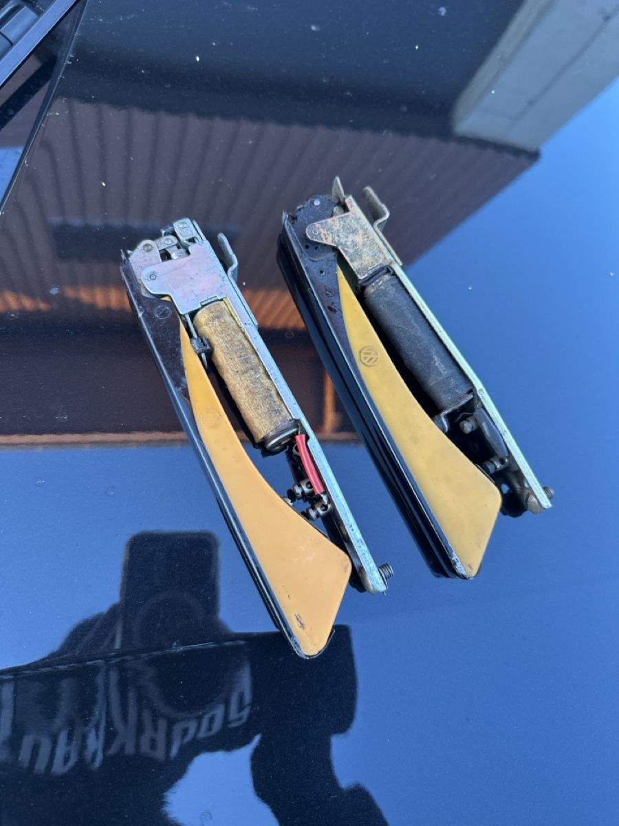 VW Tutti pezzi di ricambio auto: 2 VW Käfer Winker Set gebraucht original – Usato da Reiden venduto da luftkraft