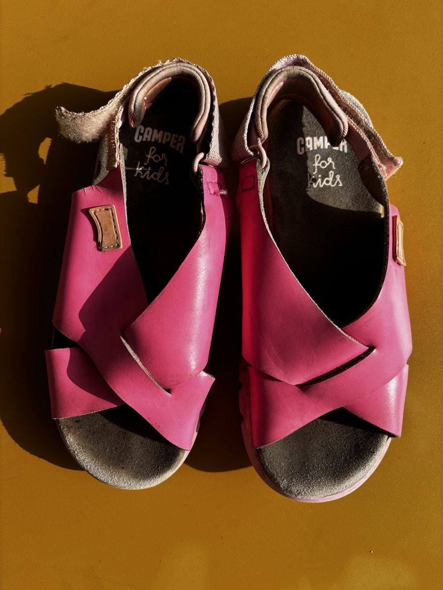 Camper Scarpe per ragazze: Camper Kinder Sandalen, Gr. 30, Pink – Usato da Zürich venduto da CallMeAppetite 1