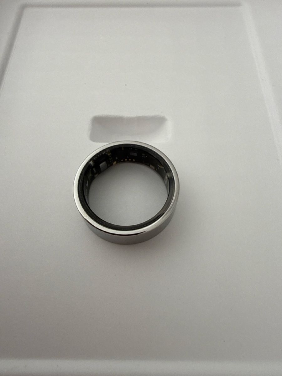 Smartwatch: Ultrahuman Smart Ring Grösse 11 Air Silver - fast neu – Gebraucht aus Erlenbach ZH von Berlen 3