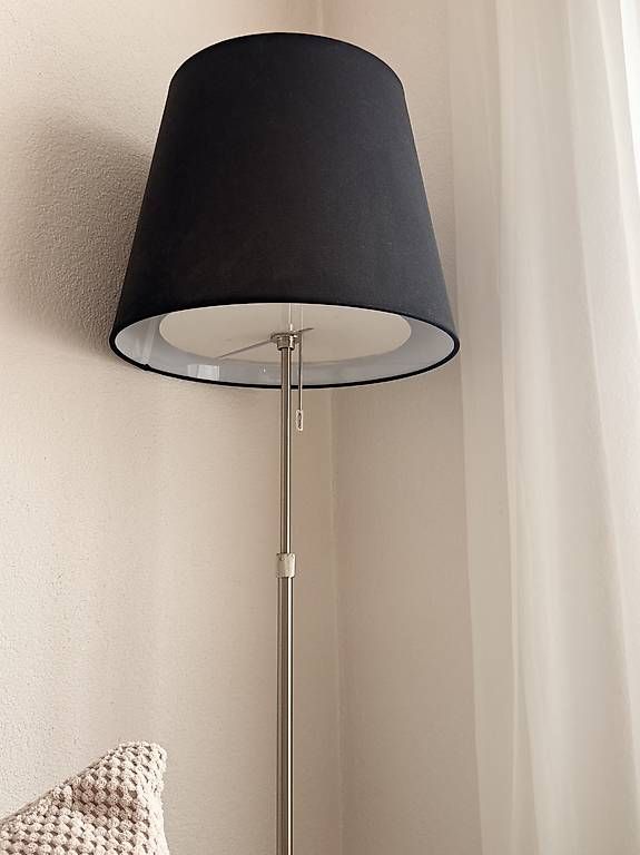 Lampade: Stehlampe mit LED Birnen – Usato da Wil SG venduto da unikat