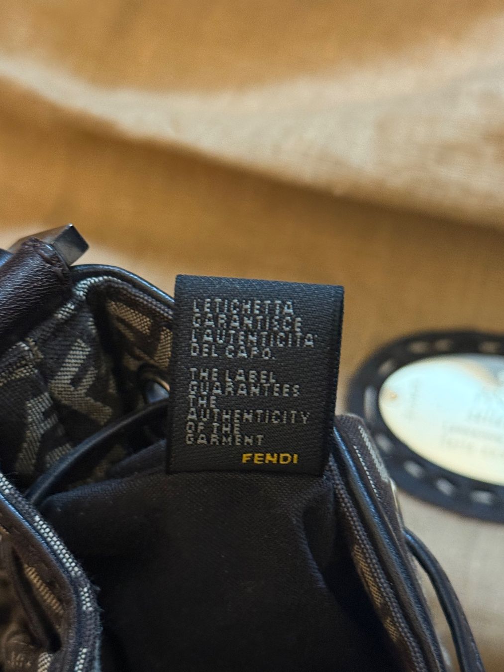 Fendi Taschen für Damen: Vintage Fendi Baguette – Gebraucht aus Zürich von Larazade 6