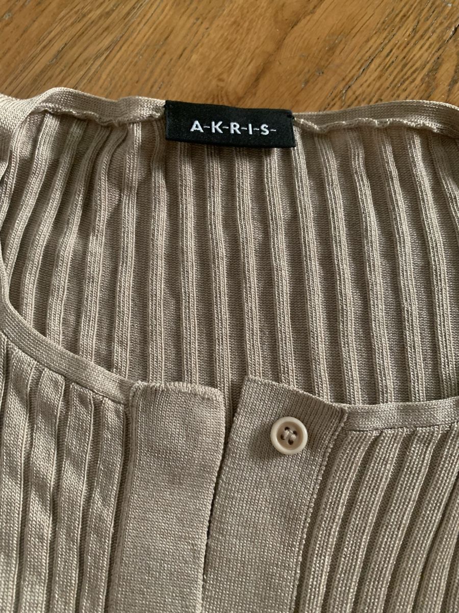 Pullover & Sweatshirts: Akris seiden cardigan – Gebraucht aus Zürich von Nikuska32 1
