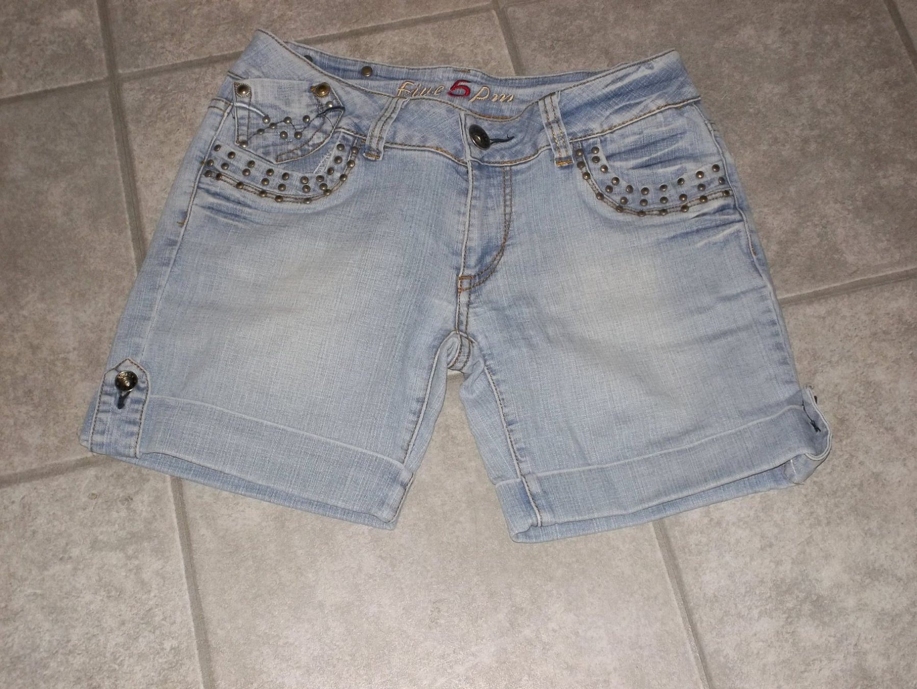 Jeans: 3 paar kurze Damen Jeans Grösse L – Usato da Kaltbrunn venduto da Cindy99 5