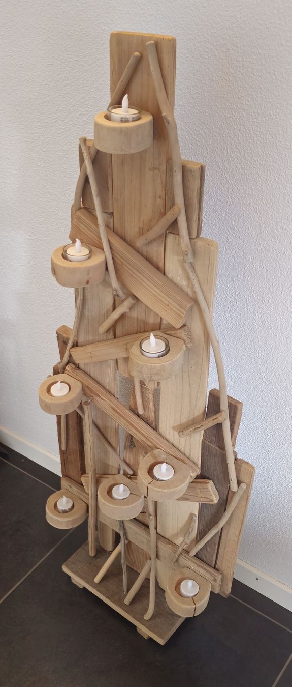 Tutte le decorazioni: Holzskulptur Deko – Usato da Staffelbach venduto da Ddado01 2