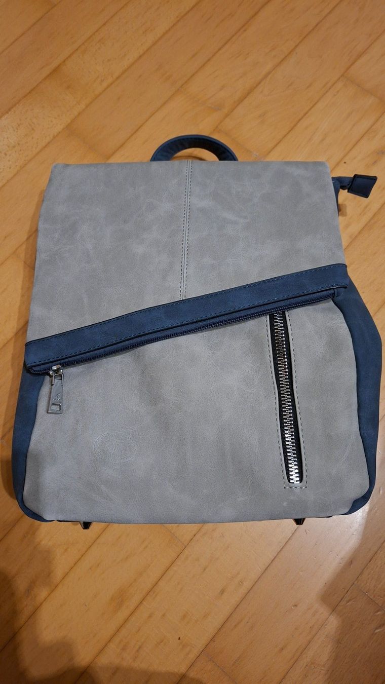 Taschen für Damen: Handtasche/Rucksack – Gebraucht aus Bretzwil von eri_2gck