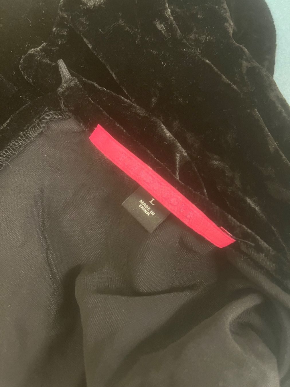 Maison Scotch Blusen: Scotch & Soda Samt-Oberteil, schwarz, Gr. L – Gebraucht aus Egg b. Zürich von adimoxon 3