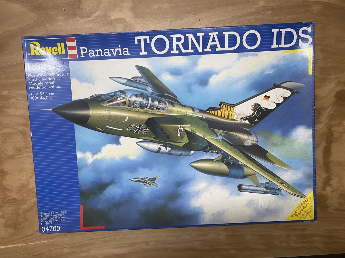 Revell Kit di modellismo & Modellini statici: Tornado IDS Revell 1/32 – Nuovo e nell'imballaggio originale da Volketswil venduto da Tarzan22